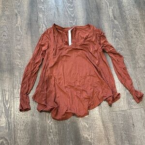 Lululemon Athletica Terracotta Long Sleeve shirt